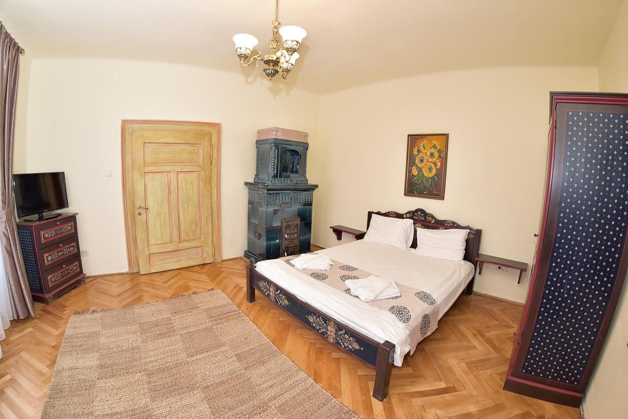 La Maisonnette Брашов Екстериор снимка