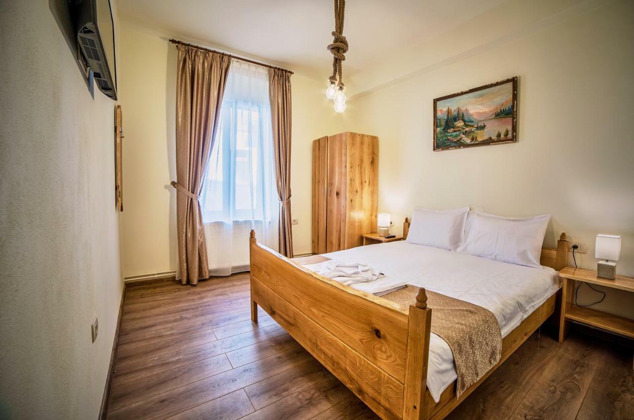 La Maisonnette Брашов Екстериор снимка